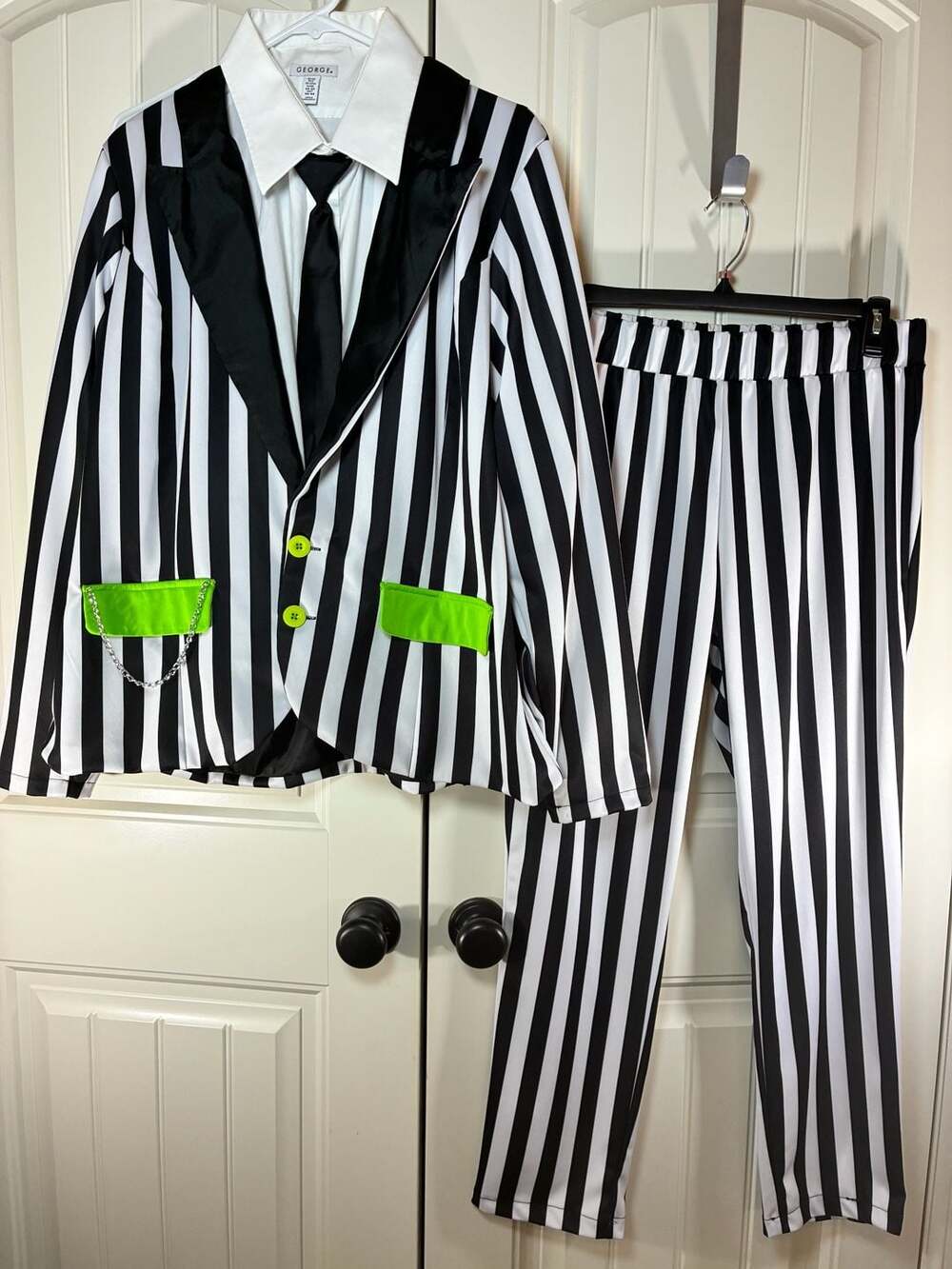 Spirit Halloween Beetlejuice Costume Suit Size 1X Black White Stripe